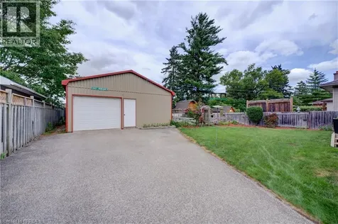 83 Evelyn Street Brantford ON N3R 3H2