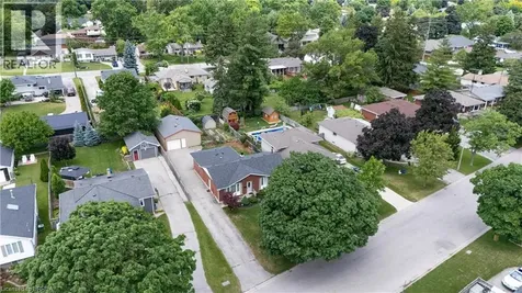83 Evelyn Street Brantford ON N3R 3H2
