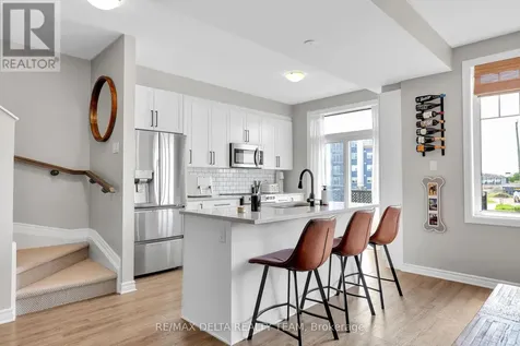 607 Prominence Way Ottawa ON K4A 5K8