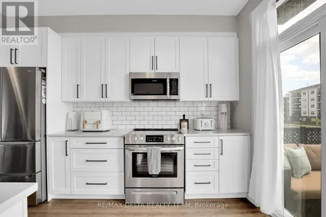 607 Prominence Way Ottawa ON K4A 5K8
