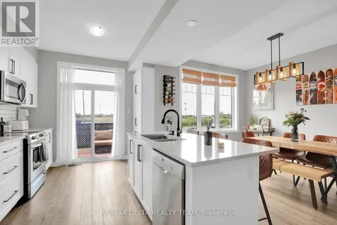 607 Prominence Way Ottawa ON K4A 5K8