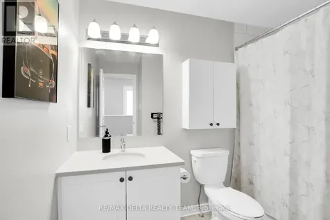607 Prominence Way Ottawa ON K4A 5K8