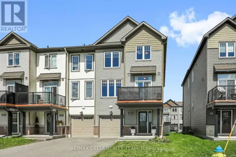 607 Prominence Way Ottawa ON K4A 5K8