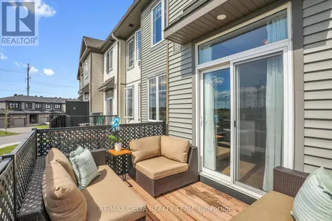607 Prominence Way Ottawa ON K4A 5K8