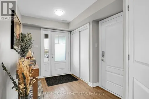 607 Prominence Way Ottawa ON K4A 5K8