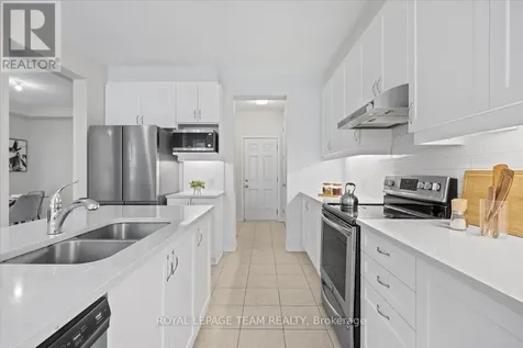 331 Crossway Terrace Ottawa ON K2S 2Z3