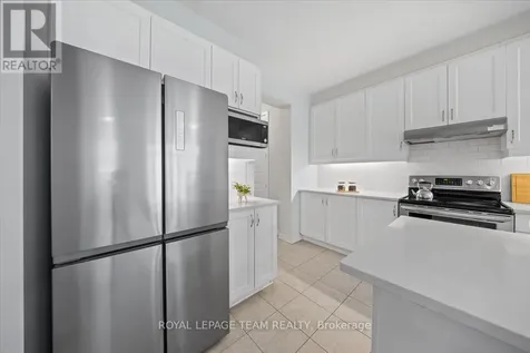 331 Crossway Terrace Ottawa ON K2S 2Z3