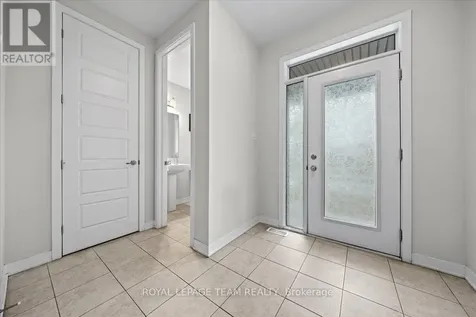 331 Crossway Terrace Ottawa ON K2S 2Z3