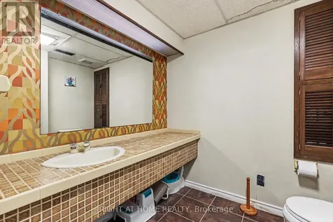 1640 Fisher Avenue Ottawa ON K2C 1X6