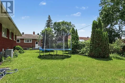 1640 Fisher Avenue Ottawa ON K2C 1X6