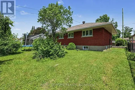 1640 Fisher Avenue Ottawa ON K2C 1X6