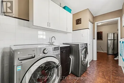 21 West Ridge Drive Ottawa ON K2S 1S4
