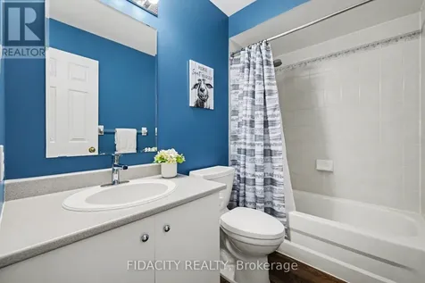 21 West Ridge Drive Ottawa ON K2S 1S4