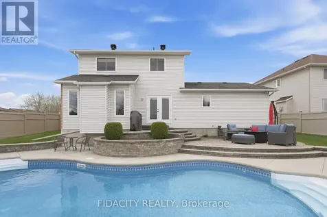 21 West Ridge Drive Ottawa ON K2S 1S4