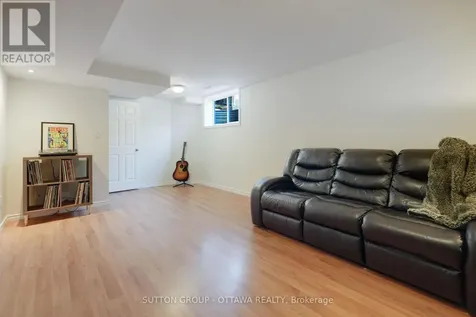 503 Harvest Valley Avenue Ottawa ON K4A 0R1