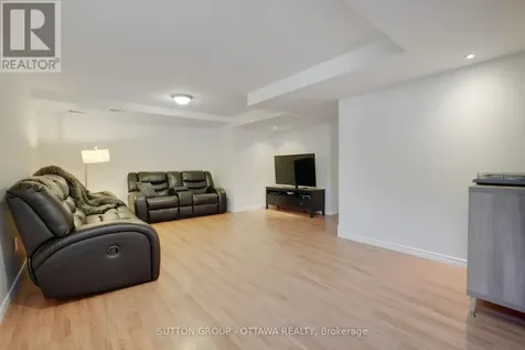 503 Harvest Valley Avenue Ottawa ON K4A 0R1