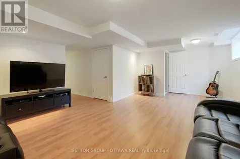 503 Harvest Valley Avenue Ottawa ON K4A 0R1