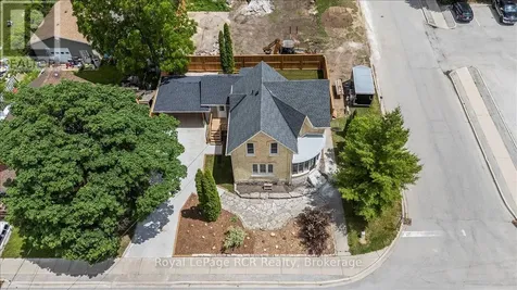 503 10th Avenue Hanover ON N4N 2P2