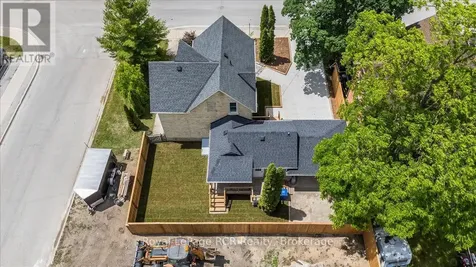 503 10th Avenue Hanover ON N4N 2P2