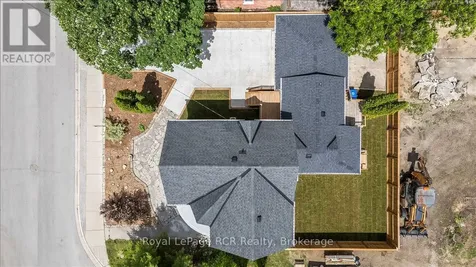 503 10th Avenue Hanover ON N4N 2P2