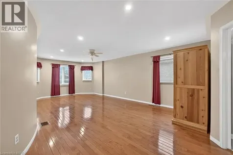 223 Glenvalley Drive Cambridge ON N1T 1R3