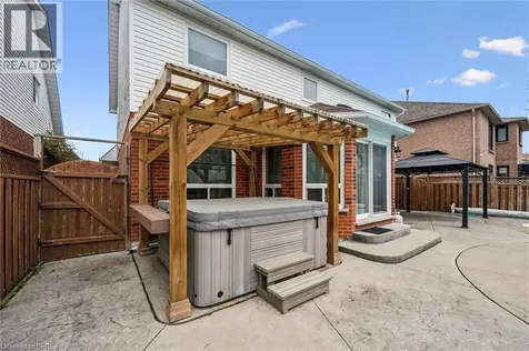 223 Glenvalley Drive Cambridge ON N1T 1R3