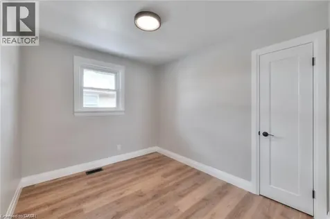 178 Glen Road Kitchener ON N2M 3G2