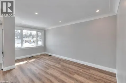 178 Glen Road Kitchener ON N2M 3G2