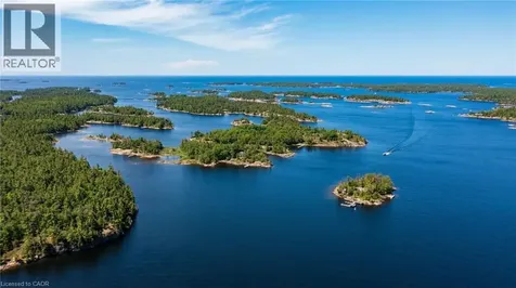1 B254 Island The Archipelago ON P0C 1H0