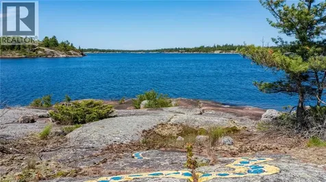 1 B254 Island The Archipelago ON P0C 1H0