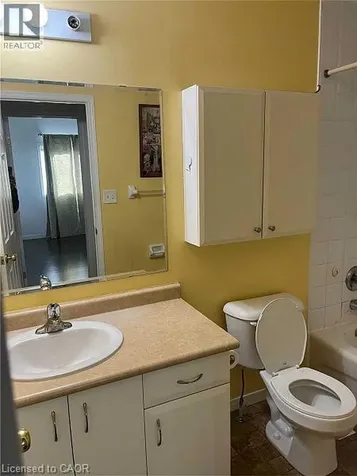 110 Activa Avenue Kitchener ON N2E 4K4