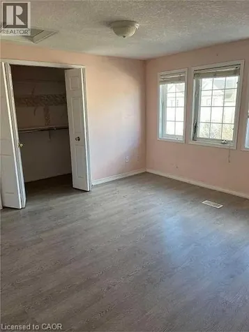 110 Activa Avenue Kitchener ON N2E 4K4