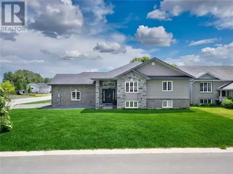 3668 Keith Avenue Chelmsford ON P0M 1L0