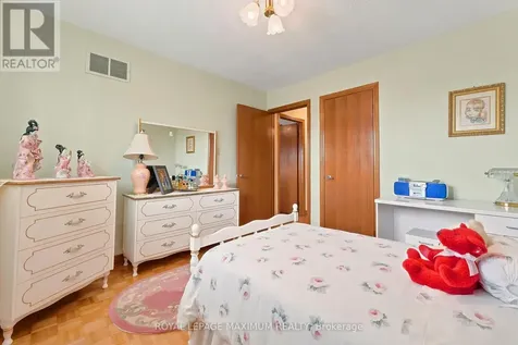 21 Diamond Street Vaughan (west Woodbridge) ON L4L 6H7