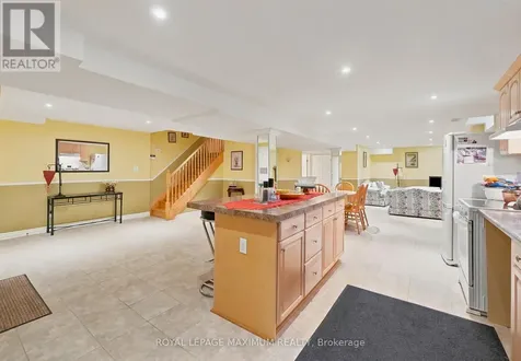 21 Diamond Street Vaughan (west Woodbridge) ON L4L 6H7