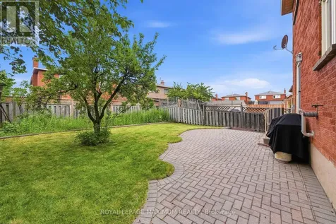 21 Diamond Street Vaughan (west Woodbridge) ON L4L 6H7