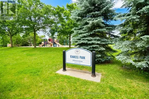19 Kinross Avenue Whitby (brooklin) ON L1M 2C8