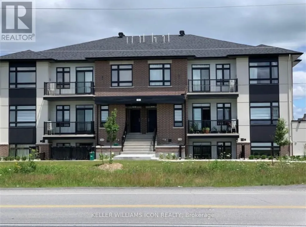 35 Overberg Way Ottawa ON K2S 2Y4
