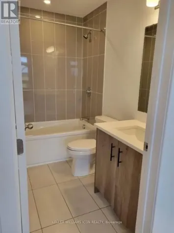 35 Overberg Way Ottawa ON K2S 2Y4