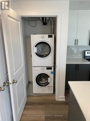 35 Overberg Way Ottawa ON K2S 2Y4