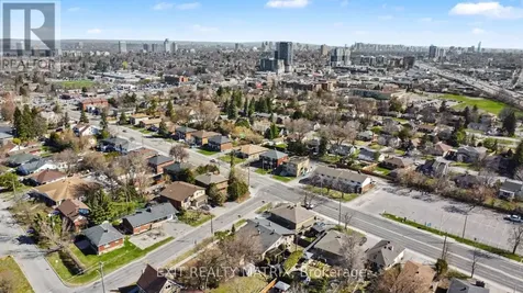 1864 Lenester Avenue Ottawa ON K2A 3W8