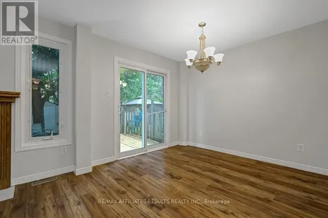 93 Mountshannon Drive Ottawa ON K2J 4C2