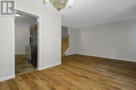 93 Mountshannon Drive Ottawa ON K2J 4C2