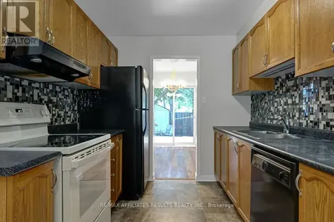 93 Mountshannon Drive Ottawa ON K2J 4C2