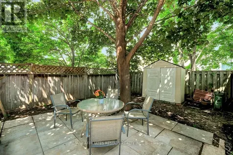 93 Mountshannon Drive Ottawa ON K2J 4C2