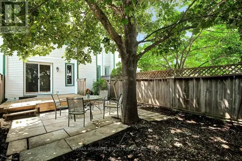 93 Mountshannon Drive Ottawa ON K2J 4C2