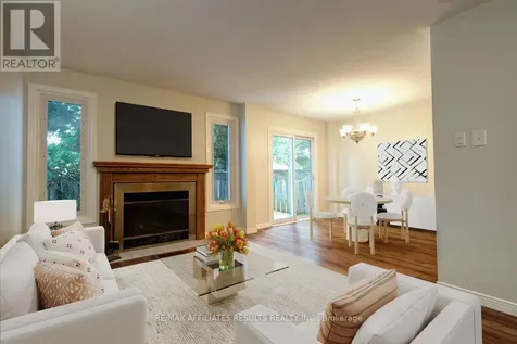 93 Mountshannon Drive Ottawa ON K2J 4C2