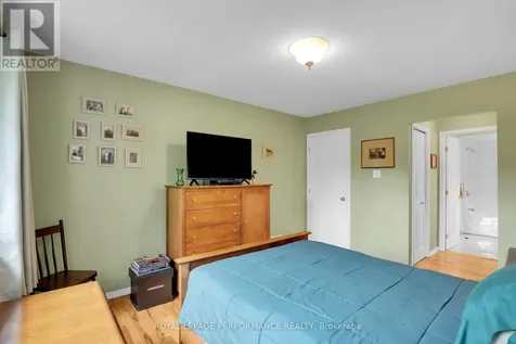 6115 Kaycourt Drive Ottawa ON K0A 2W0