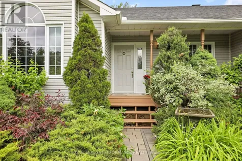 6115 Kaycourt Drive Ottawa ON K0A 2W0