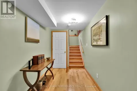 6115 Kaycourt Drive Ottawa ON K0A 2W0